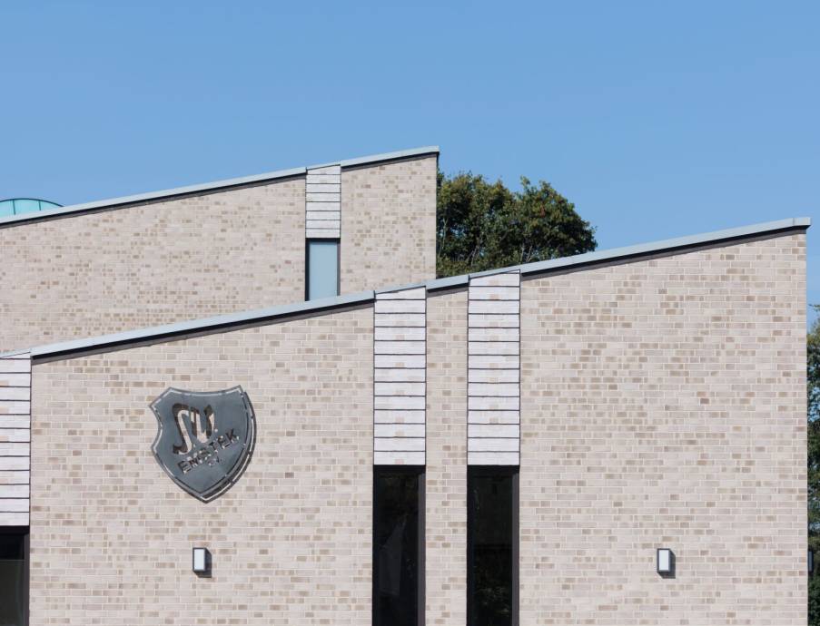 SV Emsteck Sporthalle - Bild 1