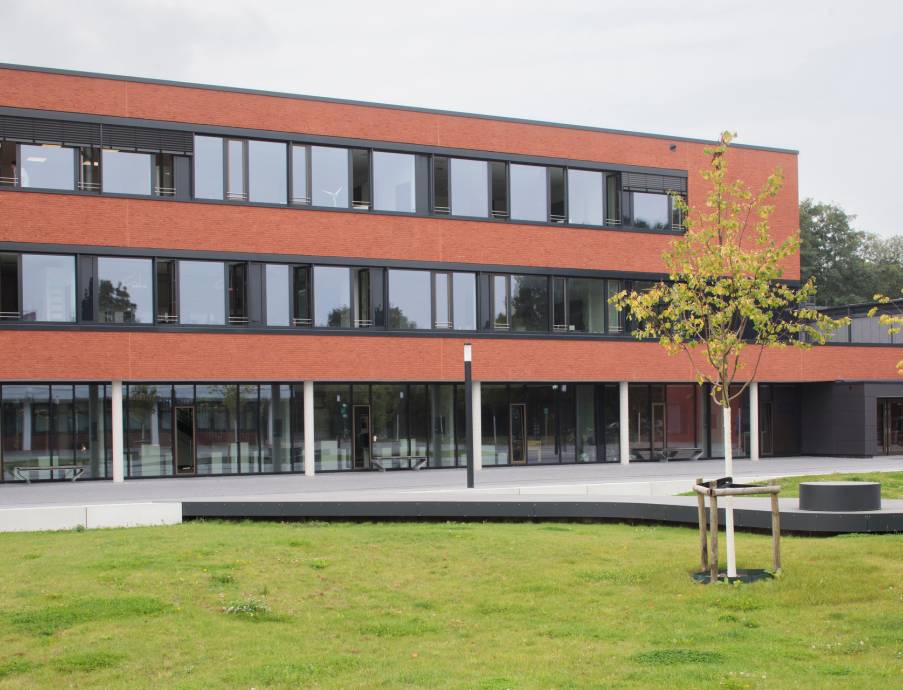 Berufsbildende Schulen Wilhelmshaven - Bild 1