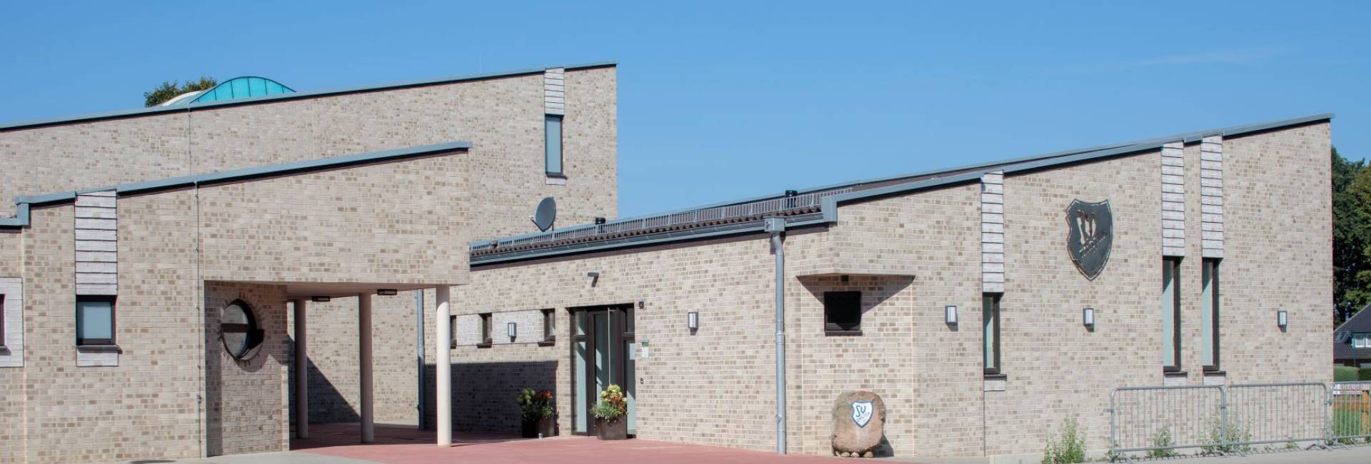 SV Emsteck Sporthalle - Bild 1
